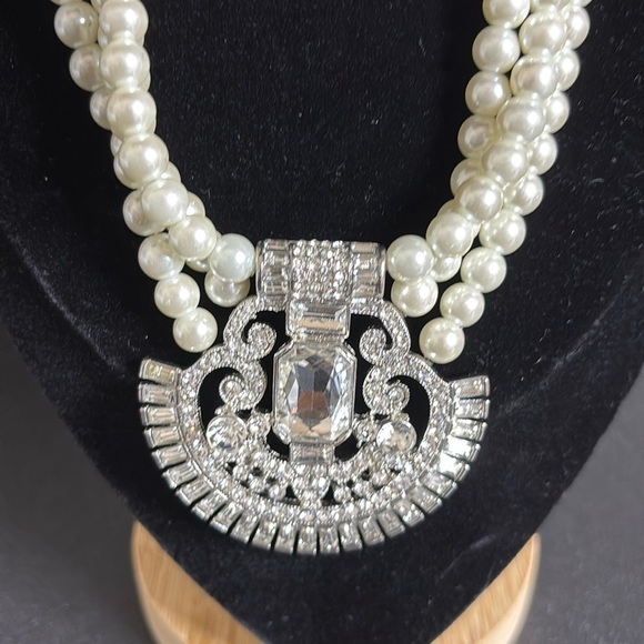 Stella & Ruby Pearl Rhinestone Elegant Formal Fancy Necklace Collar Statement‌ - Picture 2 of 11
